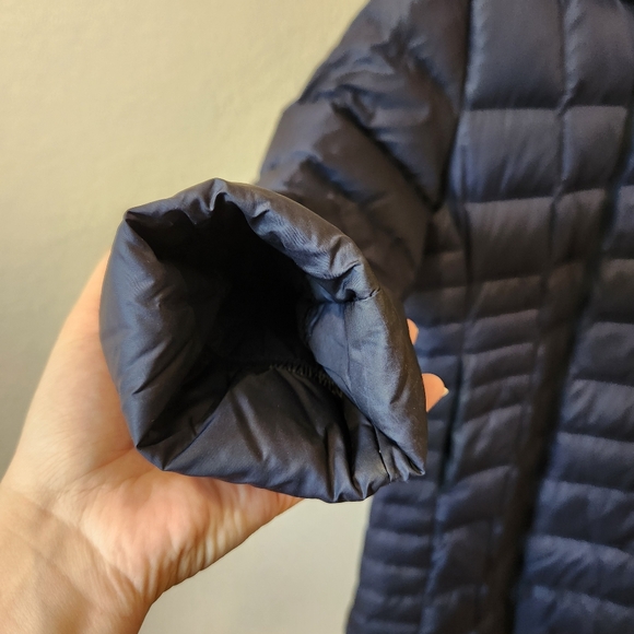 The North Face Women's Metropolis Navy Blue Puffer Long Coat- Size Medium - Picture 5 of 7